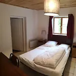 Avec Vue Imprenable Sur La Montagne